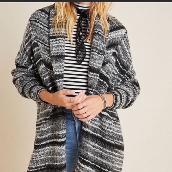 Anthropologie Sweaters - ANTHROPOLOGIE T.LA oversized cardigan